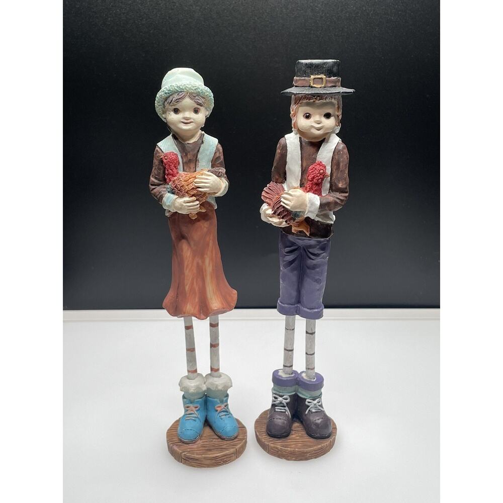 Vintage Thanksgiving Set of Man & Woman Pilgrams 1997 Holding Chickens‎ 7” Tall